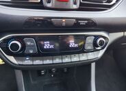 Hyundai i30 22