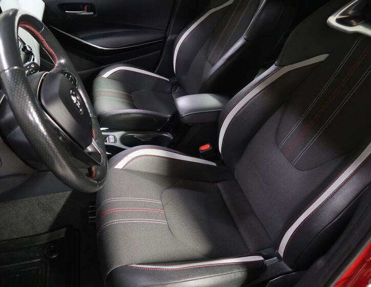 Toyota Corolla 9