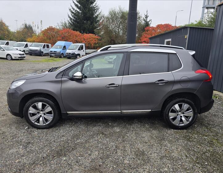 Peugeot 2008 7