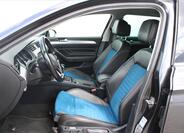Volkswagen Passat 10