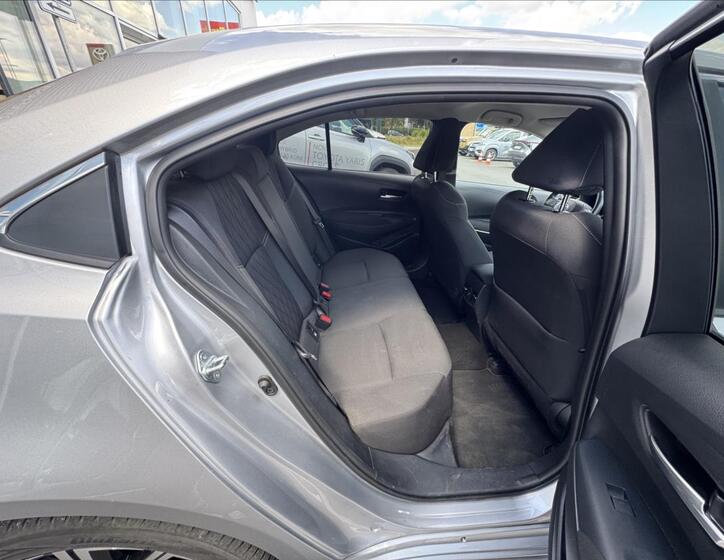 Toyota Corolla 12