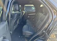 Land Rover Discovery 9