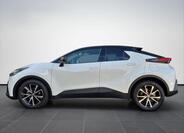 Toyota C-HR 4
