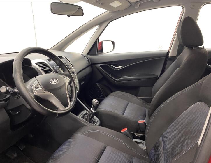 Hyundai ix20 5