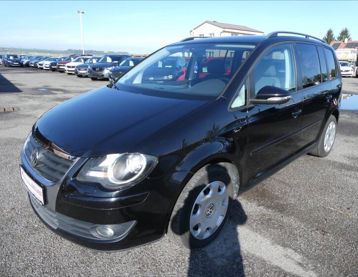 Volkswagen Touran 3