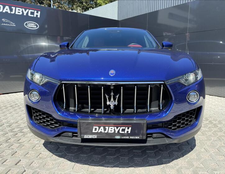 Maserati Levante 4