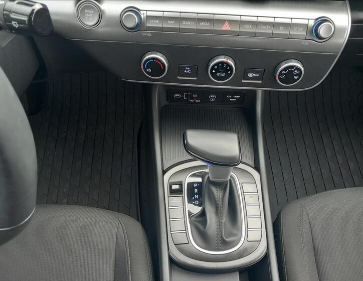 Hyundai Kona 12
