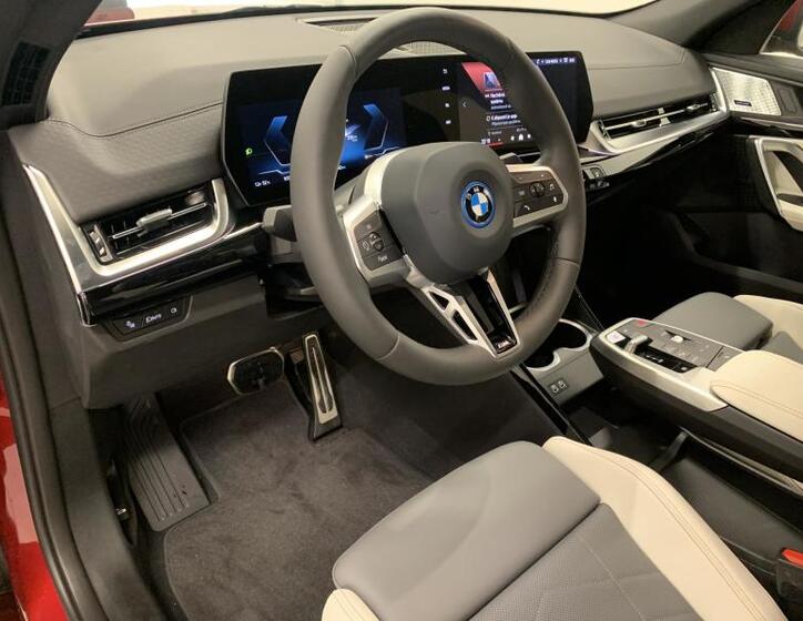 BMW iX2 6