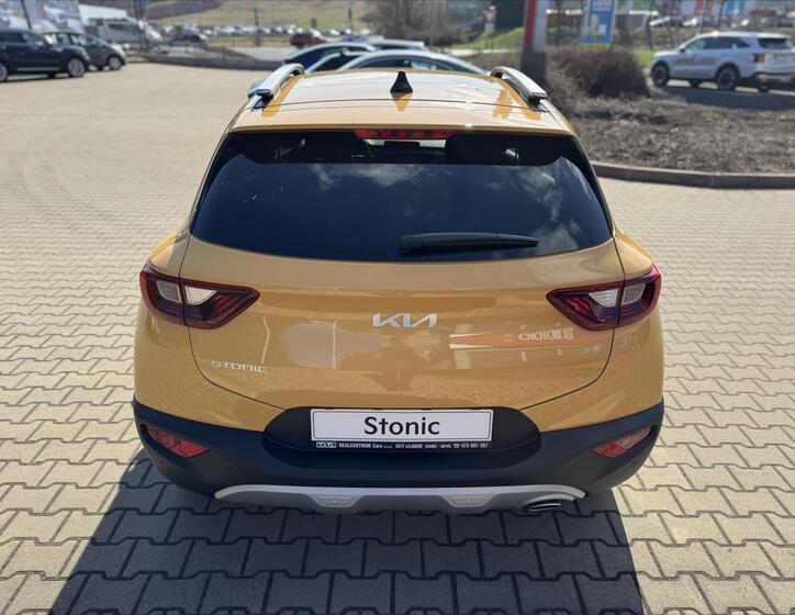 KIA Stonic 6