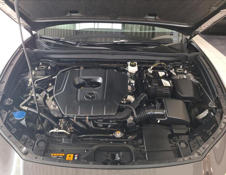 Mazda CX-30 16