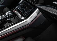 Audi SQ8 23