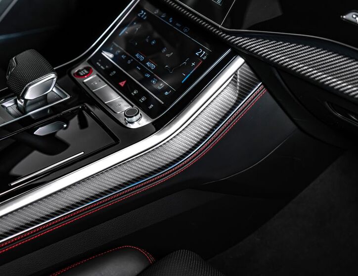Audi SQ8 23