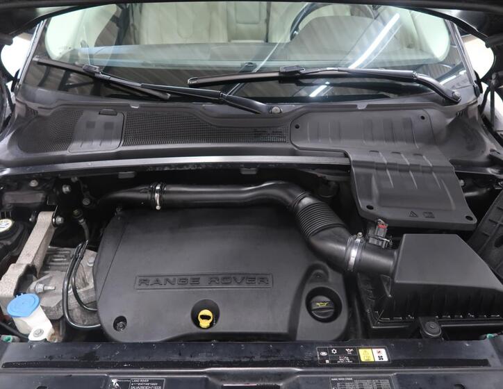 Land Rover Range Rover Evoque 9