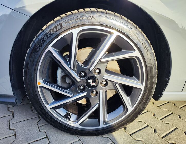 Hyundai i30 32