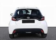 Toyota Yaris 6