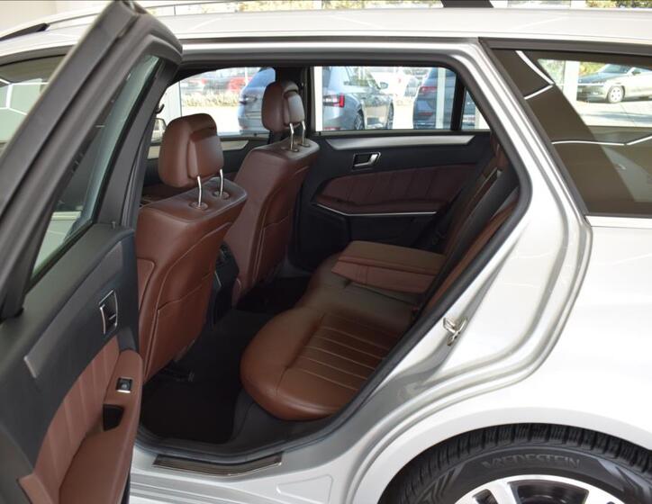 Mercedes-Benz Třídy E 11