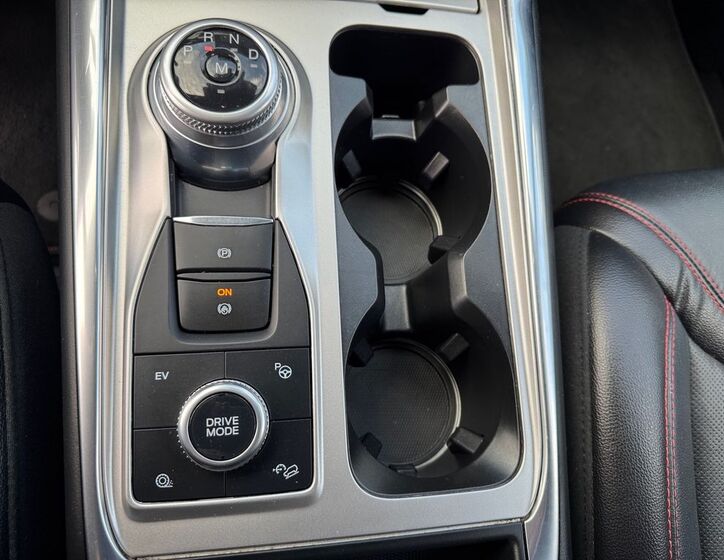 Ford Explorer 16