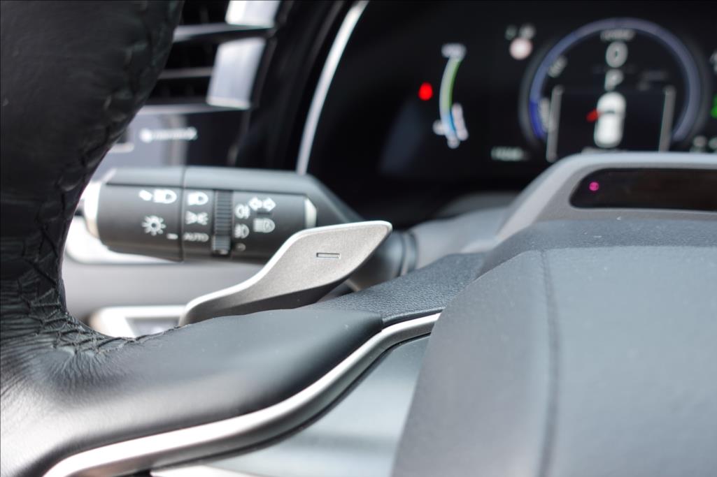 Lexus RX 450h plus