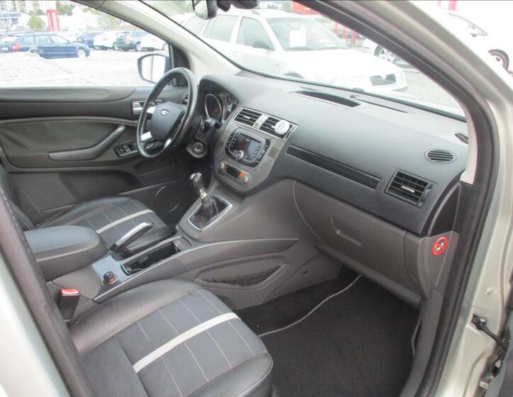 Ford Kuga 9