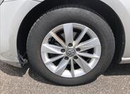 Volkswagen Golf 22