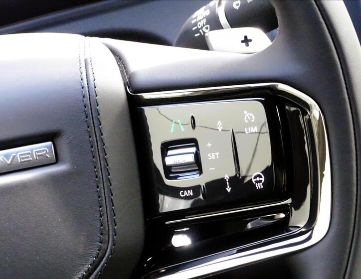 Land Rover Range Rover Velar 14