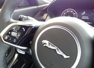 Jaguar E-Pace 26