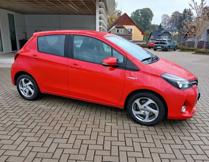Toyota Yaris 7