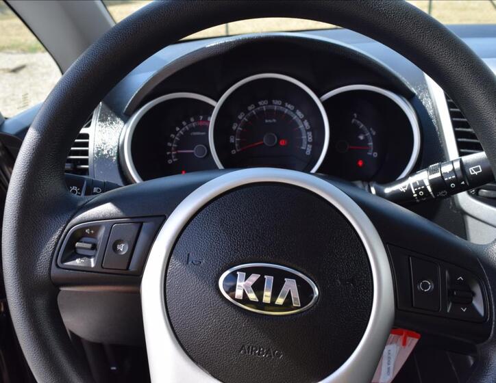 KIA Venga 32