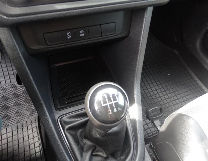 Volkswagen Caddy 27