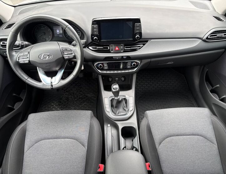 Hyundai i30 8