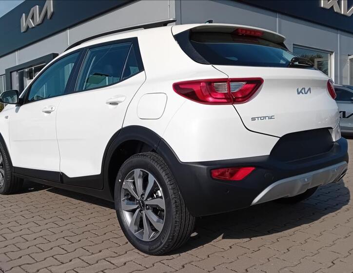 KIA Stonic 6