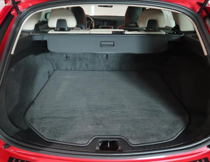 Volvo V60 18