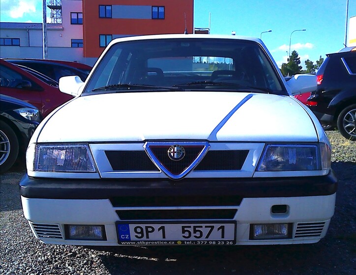 Alfa Romeo 33 7