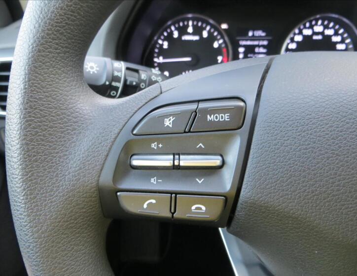Hyundai i30 16