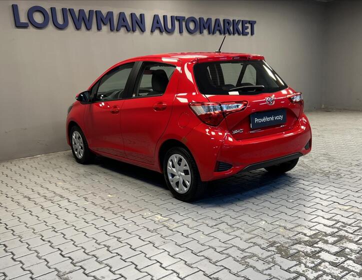 Toyota Yaris 14