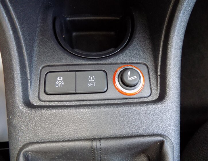 Volkswagen up! 28