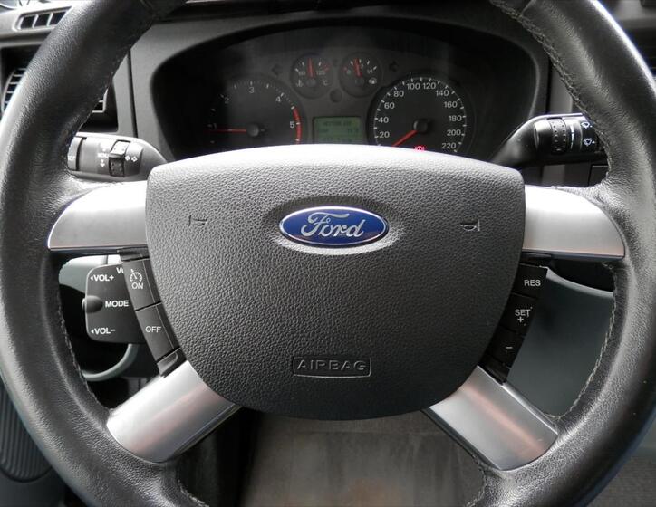 Ford Transit 18