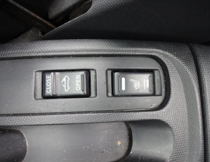 Nissan Micra 40