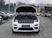 Jeep Grand Cherokee 9