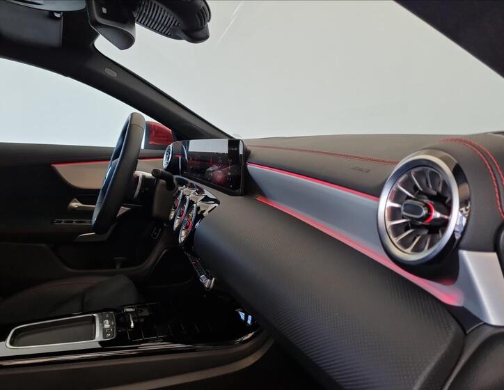 Mercedes-Benz CLA 17