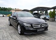 Mercedes-Benz Třídy E 8
