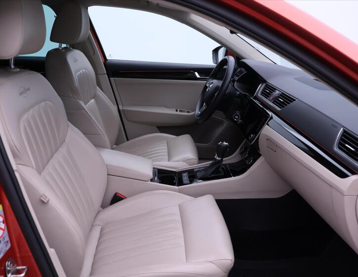 Škoda Superb 15