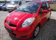 Toyota Yaris 1