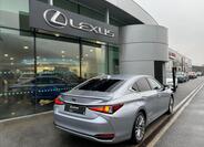 Lexus ES 300h 7