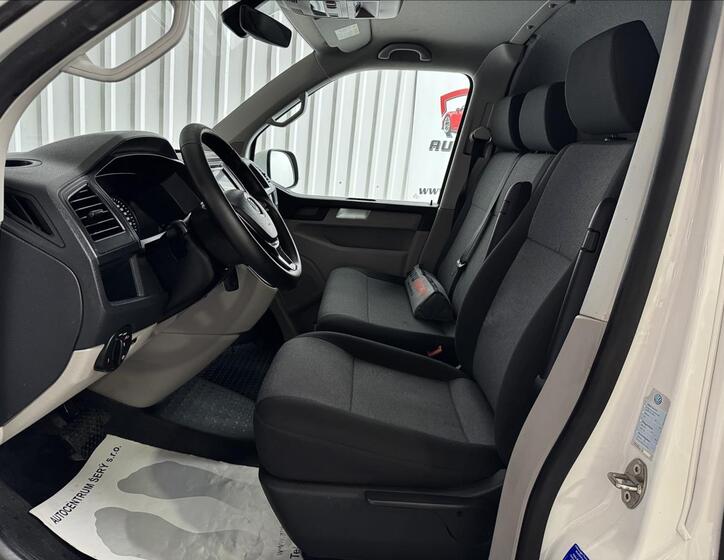 Volkswagen Transporter 28