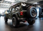 Jeep Wrangler 3