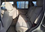 Jeep Commander 6