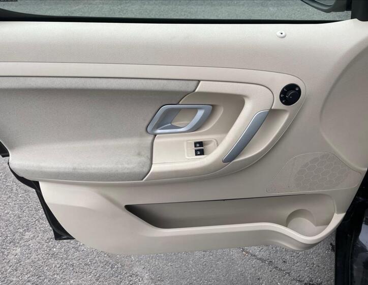 Škoda Roomster 15