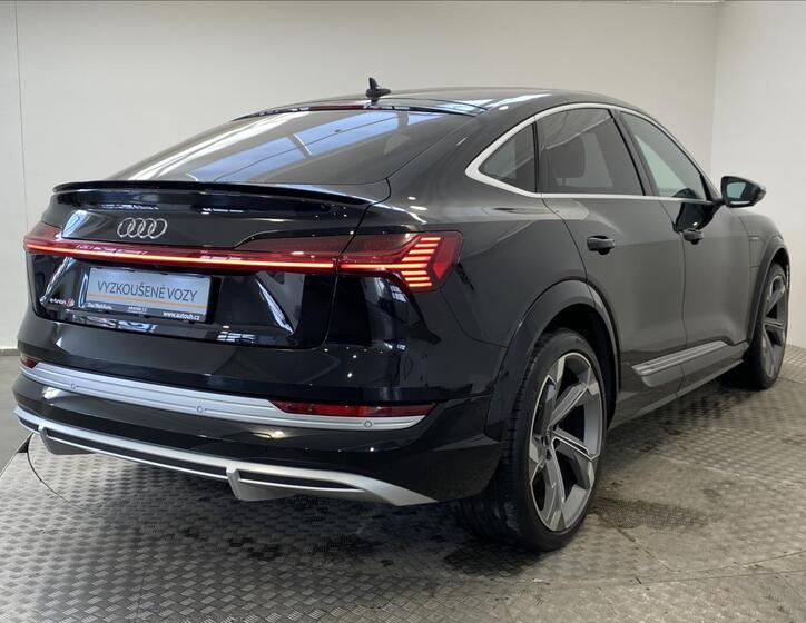 Audi e-tron 2