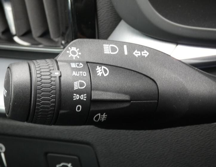 Volvo XC60 10
